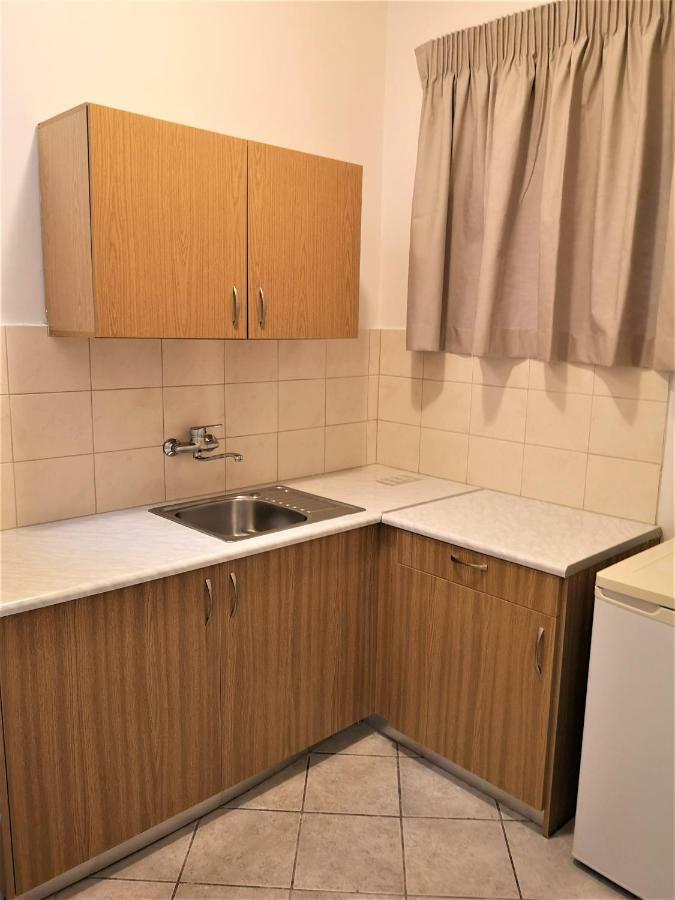 Neorio Studios Poros Town المظهر الخارجي الصورة