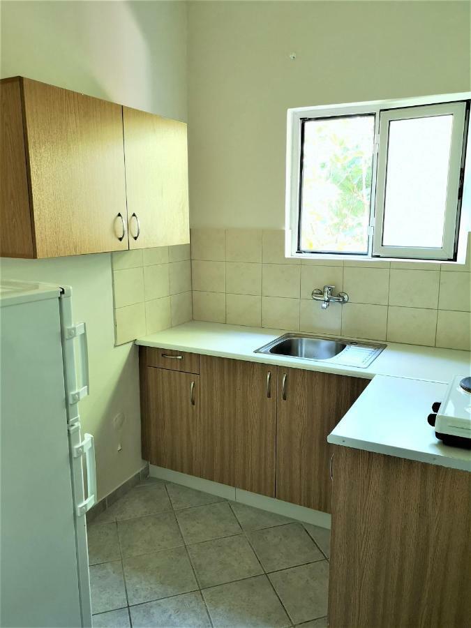 Neorio Studios Poros Town المظهر الخارجي الصورة