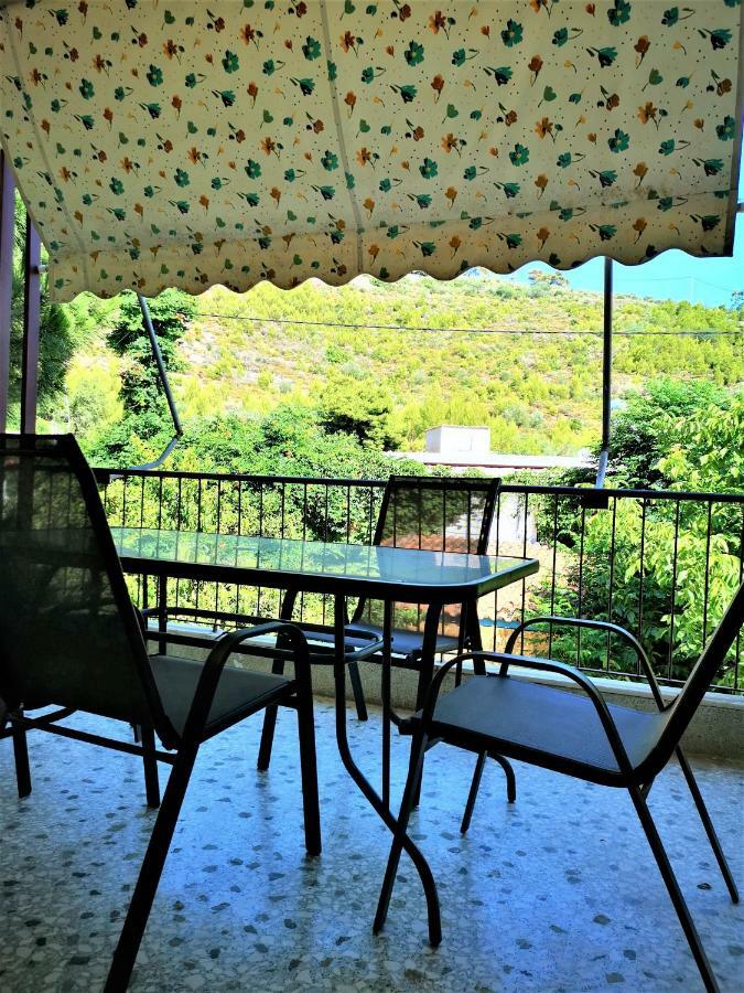 Neorio Studios Poros Town المظهر الخارجي الصورة